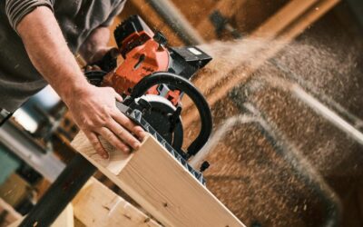 Charpentier bois dans le Doubs : pour une charpente solide et durable